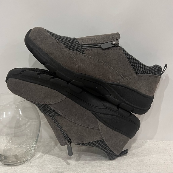 Lands' End Shoes Lands End All Weather Insulated Suede Leather Moc